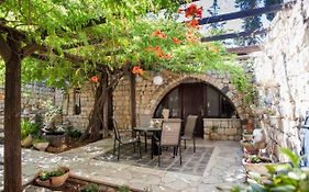 Galilee Magic Mansion (אחוזת הקסם הגלילי)